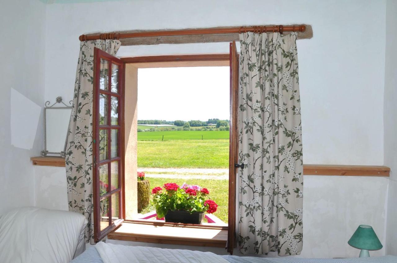 Gites Du Castellare Le Chalard Екстериор снимка